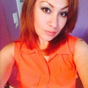 Meet your Posher, Perla